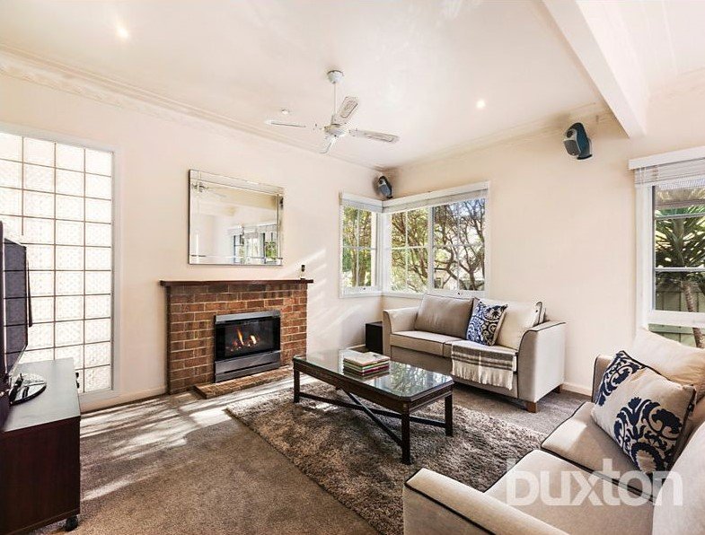 Gallery: 1 Scarborough Grove