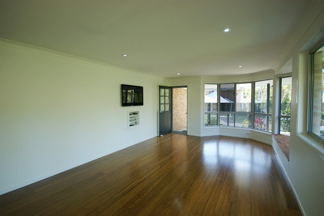 1 Seamist Place COFFS HARBOUR 2
