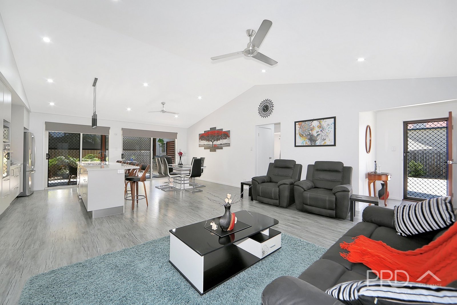 1 Seaspray Court URANGAN 8