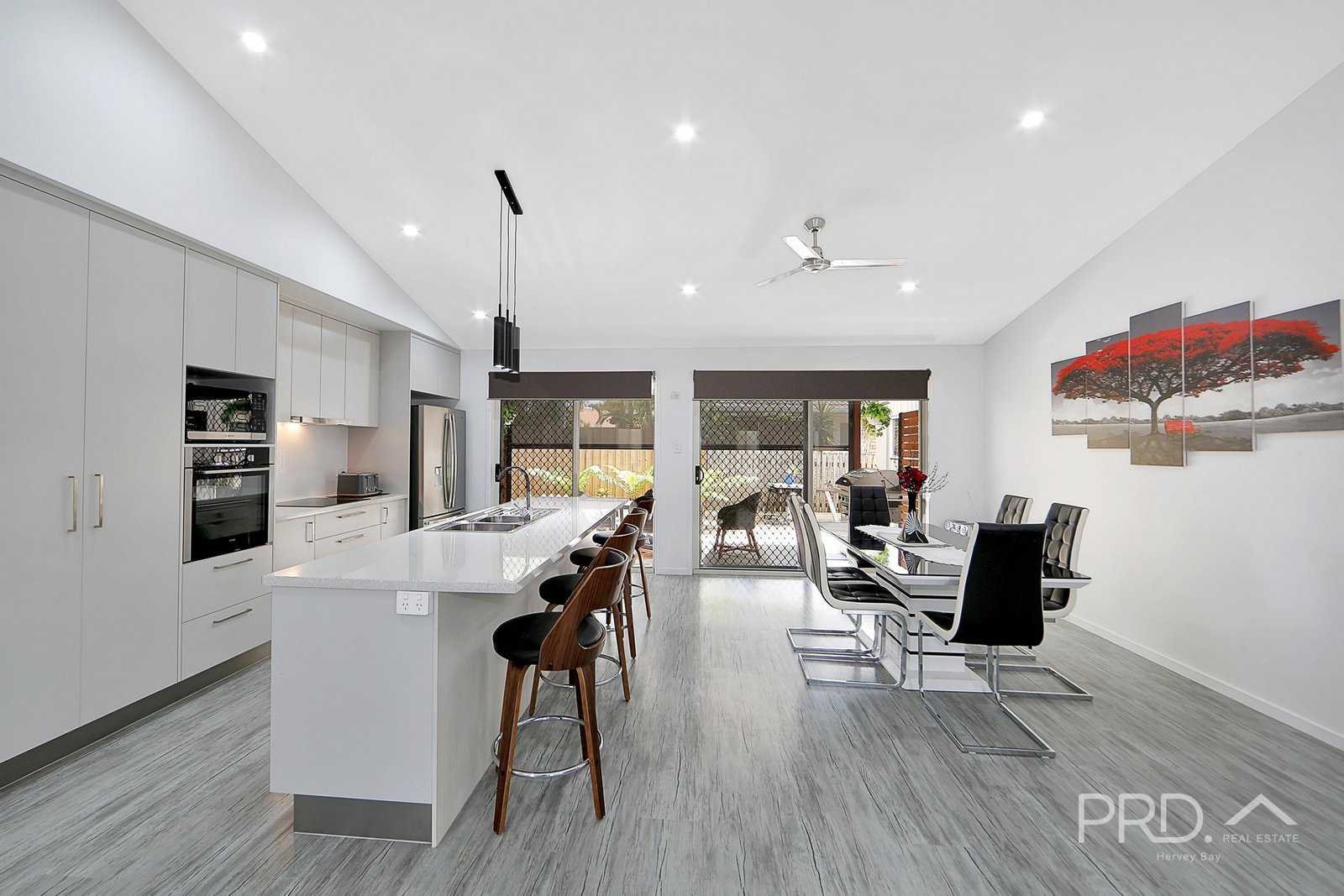 1 Seaspray Court URANGAN 12