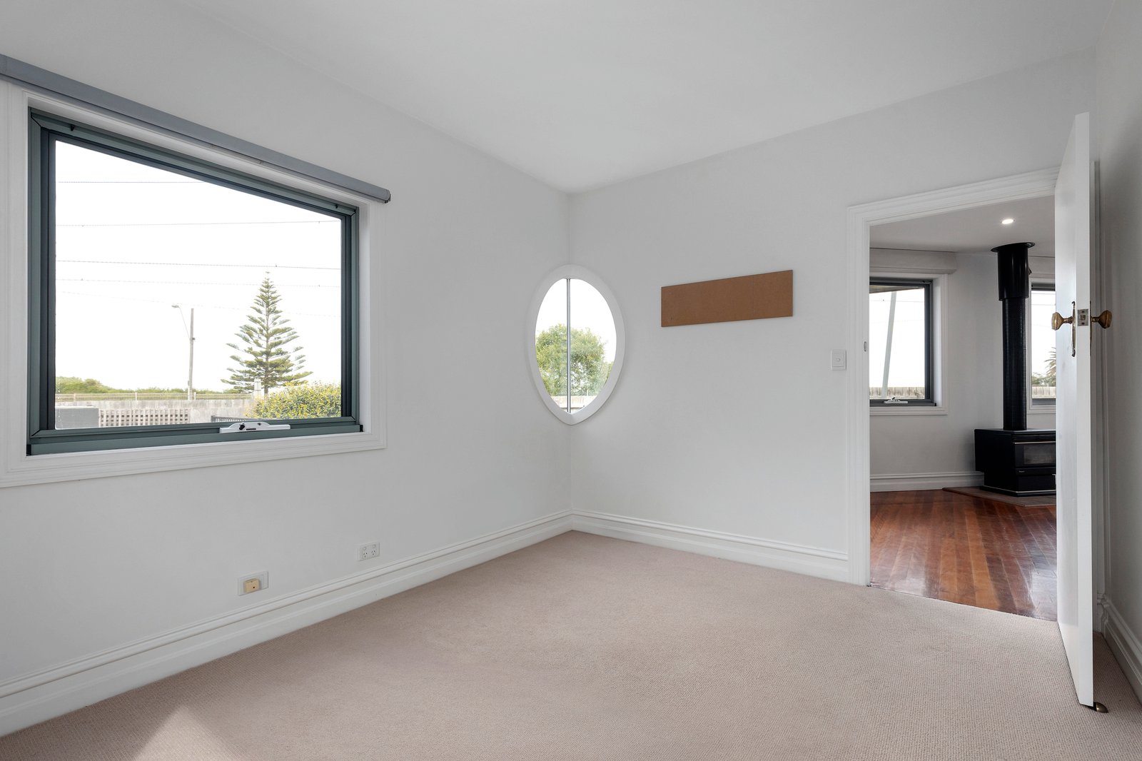 1 Seaview Avenue, Brighton, 3186