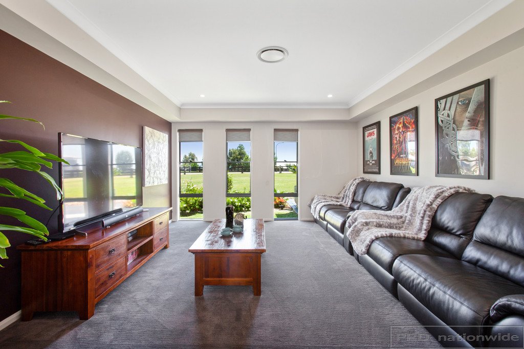 1 Semillon Close HINTON 11
