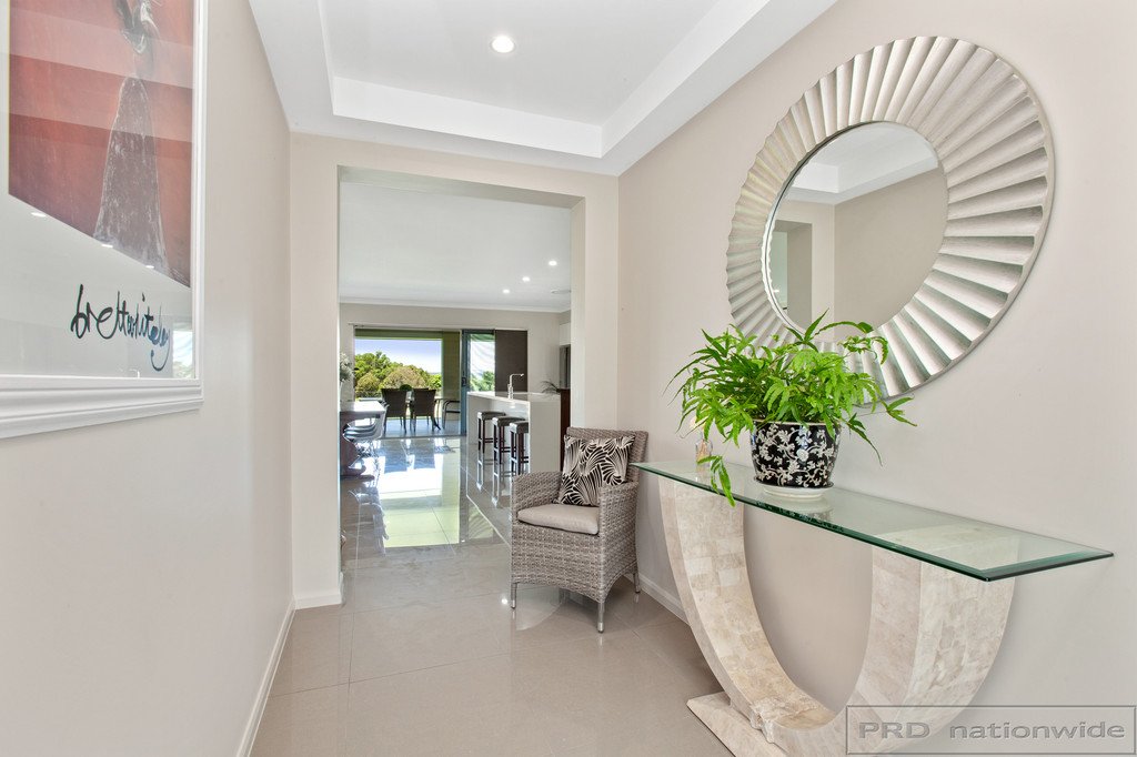 1 Semillon Close HINTON 25