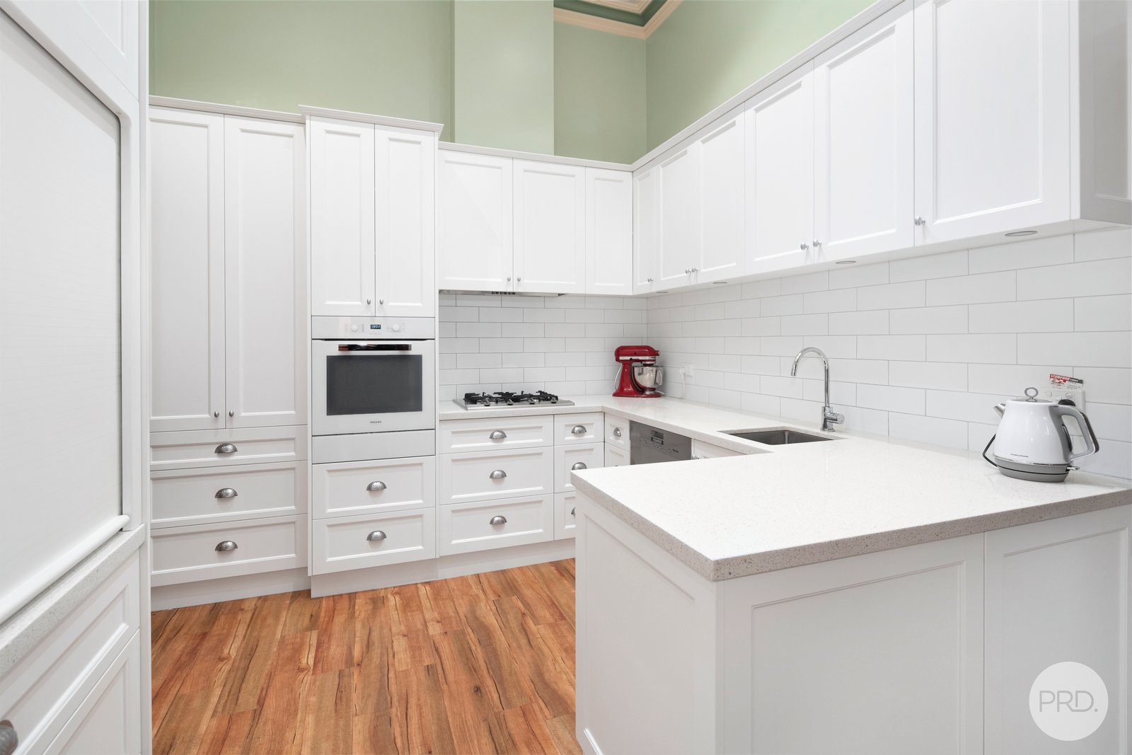 1 Service Street LAKE WENDOUREE 8