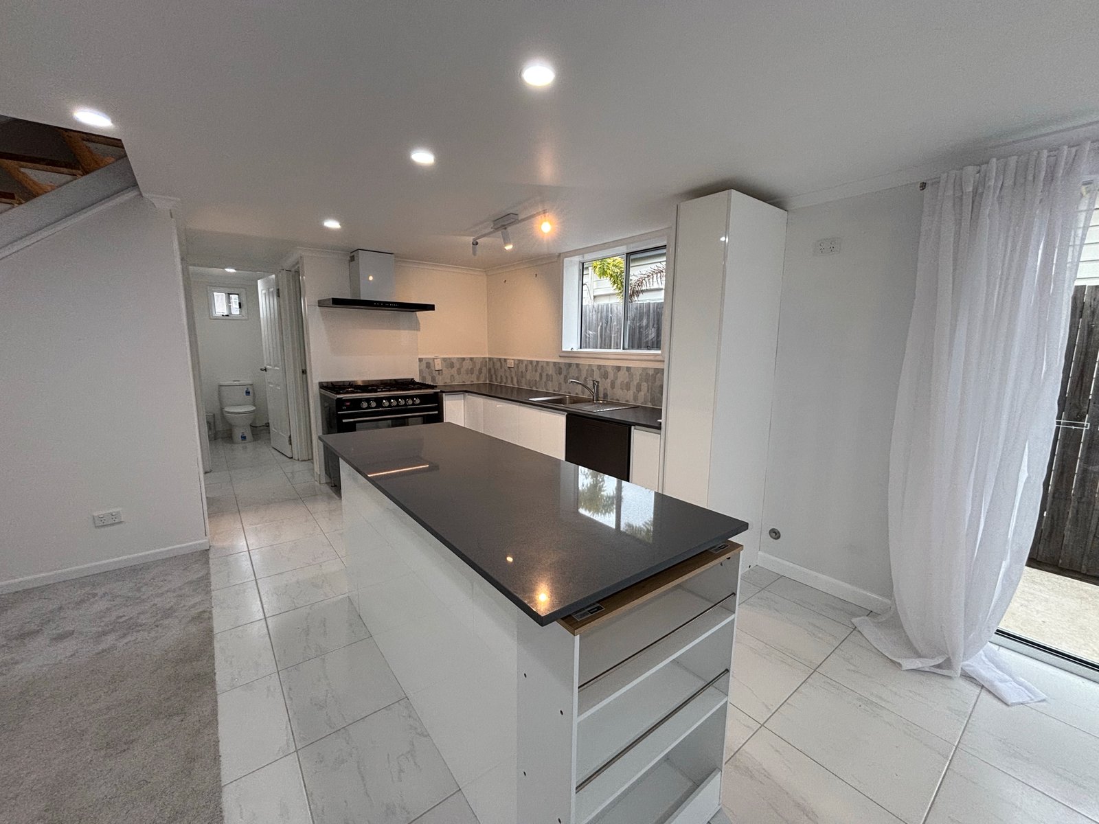 1 Seychelles Road SHOAL POINT 3