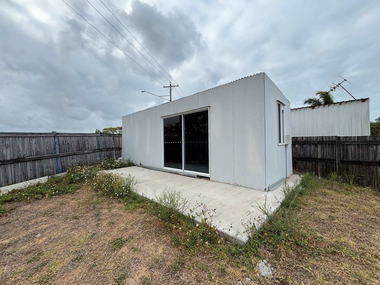 1 Seychelles Road SHOAL POINT 11