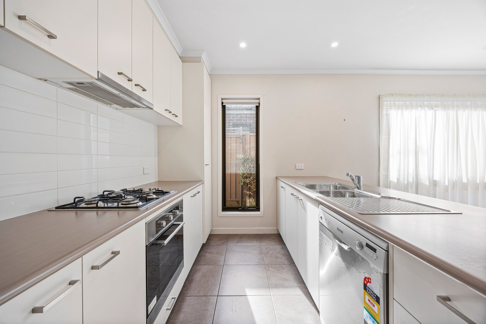 Gallery: 1 Shannon Close