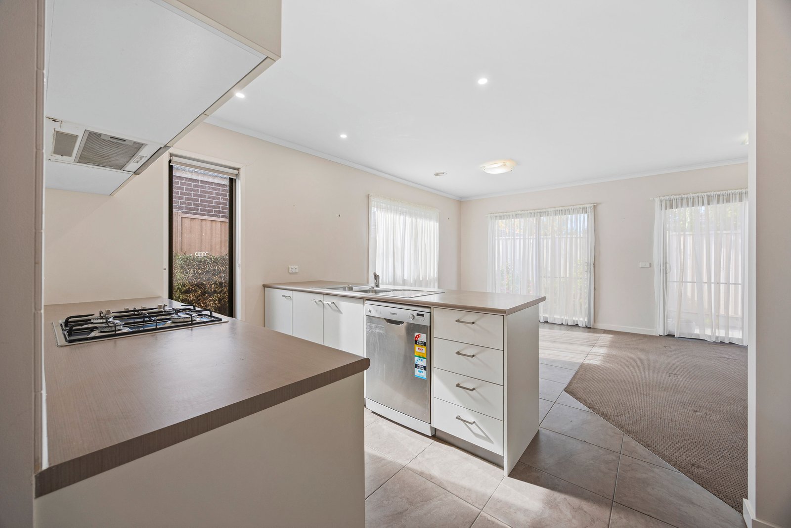 Gallery: 1 Shannon Close
