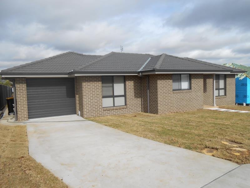 1 Sherborne Street TAMWORTH 1