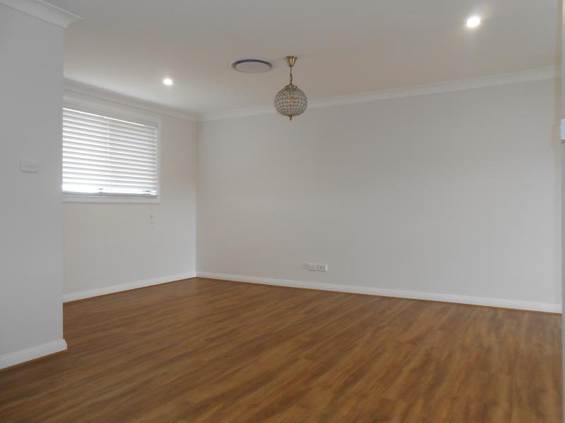 1 Sherborne Street TAMWORTH 8