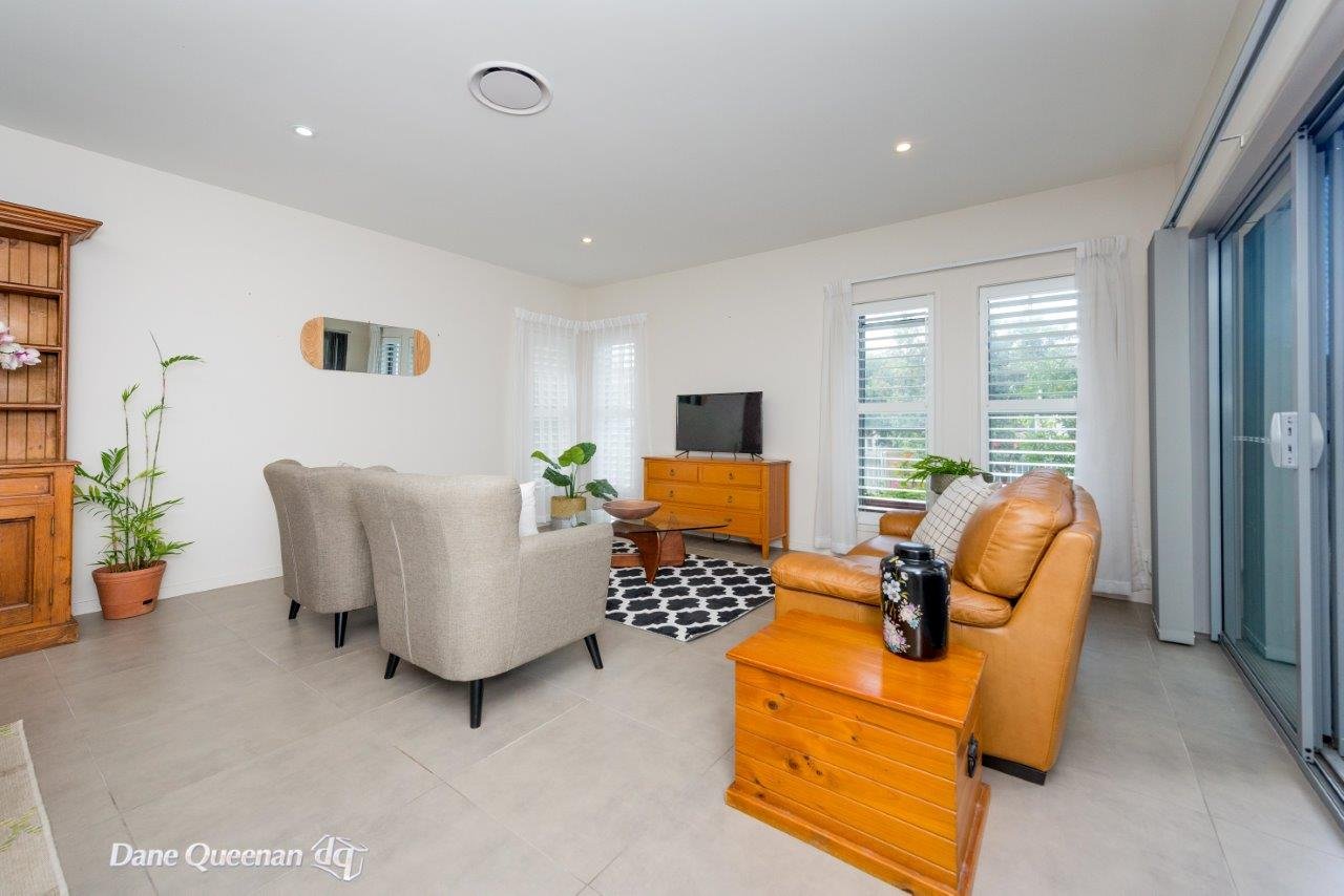 1 Shimmer Street.  NELSON BAY 4