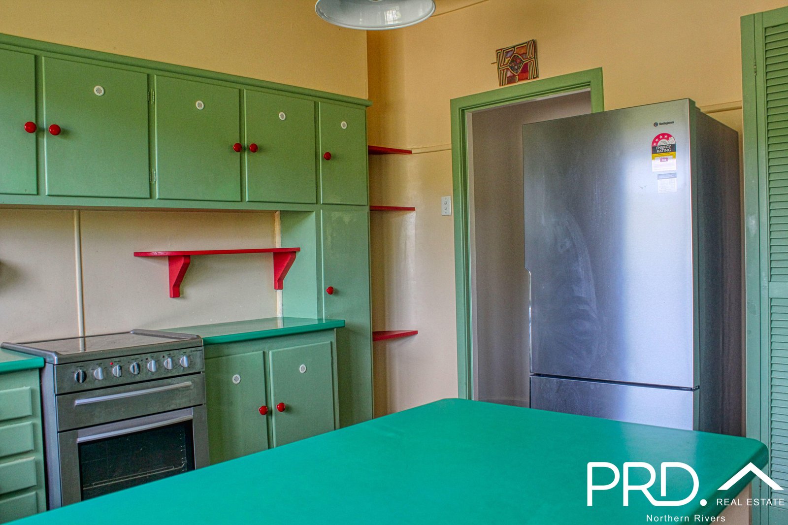 1 Showview Street GIRARDS HILL 2