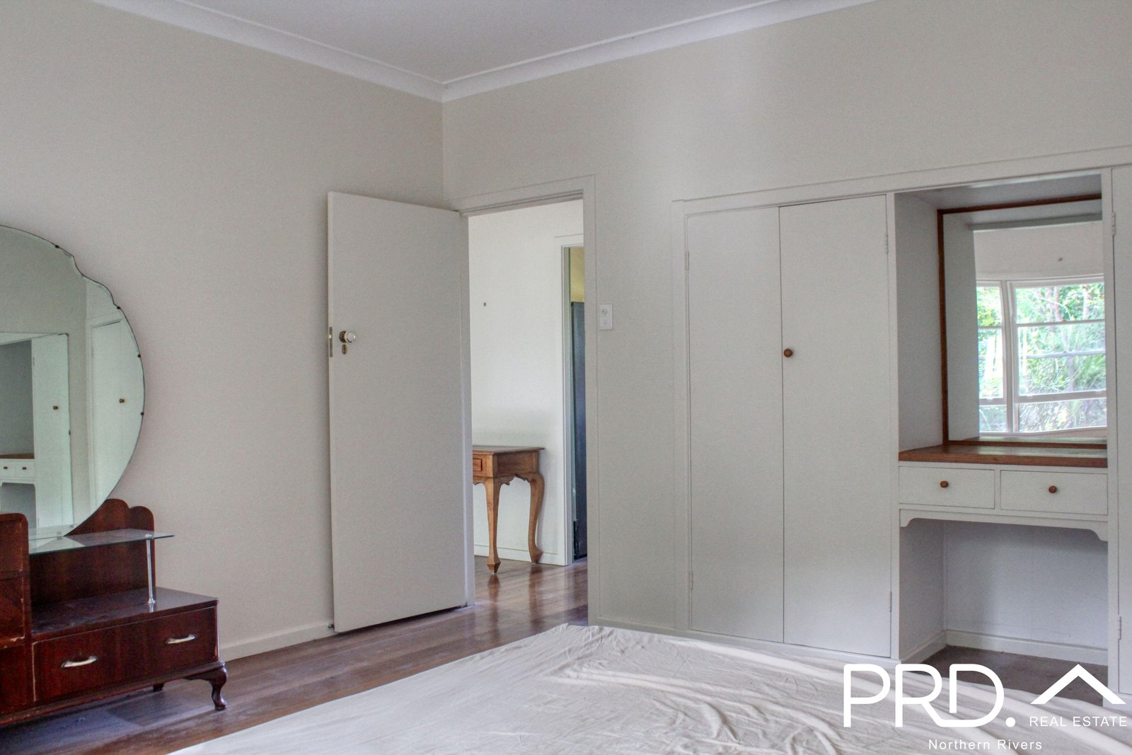 1 Showview Street GIRARDS HILL 11