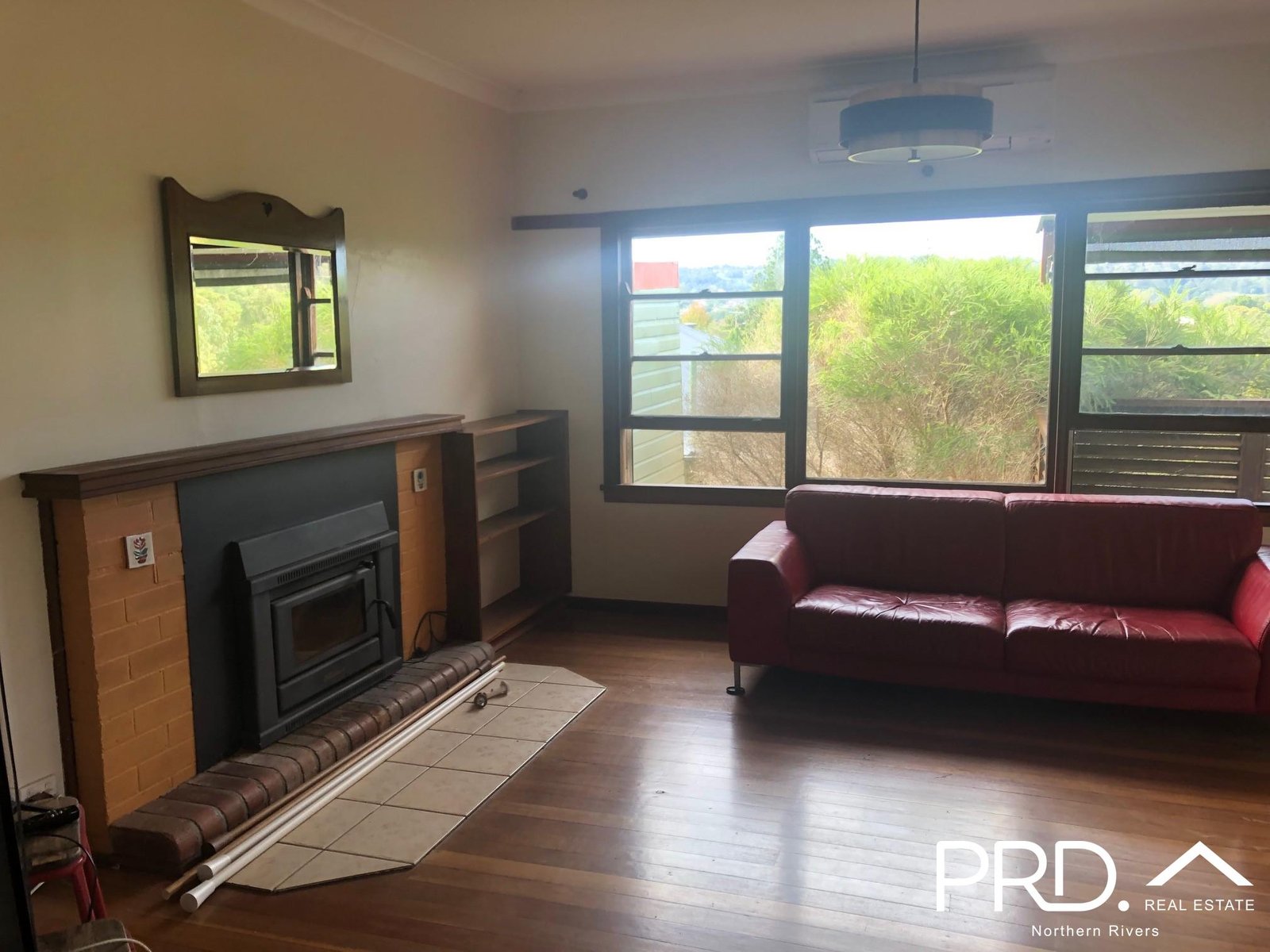 1 Showview Street GIRARDS HILL 22