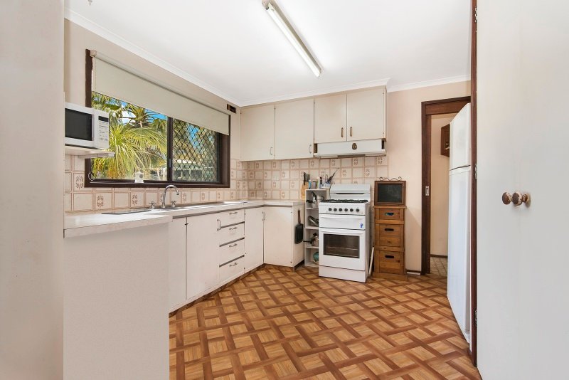 1 Simpsons Road EAGLEHAWK 4