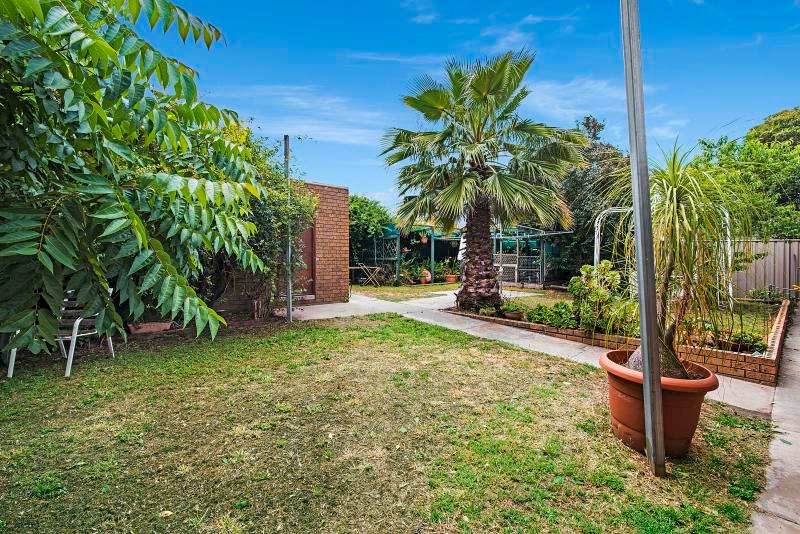 1 Simpsons Road EAGLEHAWK 8
