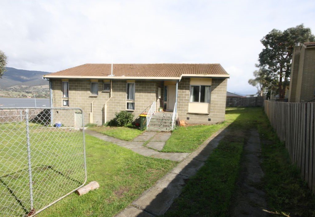 1 Sloane Place BRIDGEWATER 1