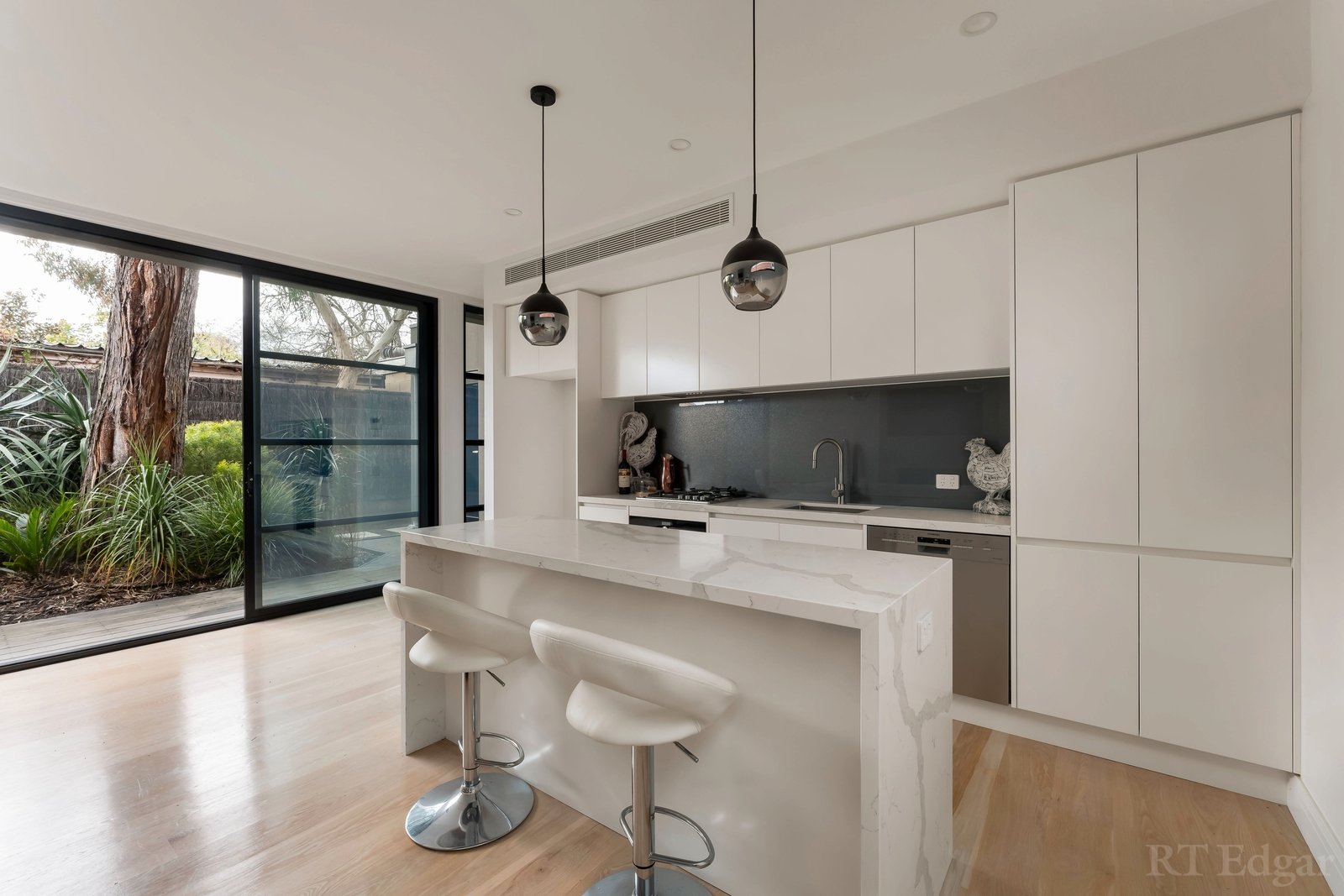 Real Estate and Property in 1 Spargo Lane, Malvern East, VIC