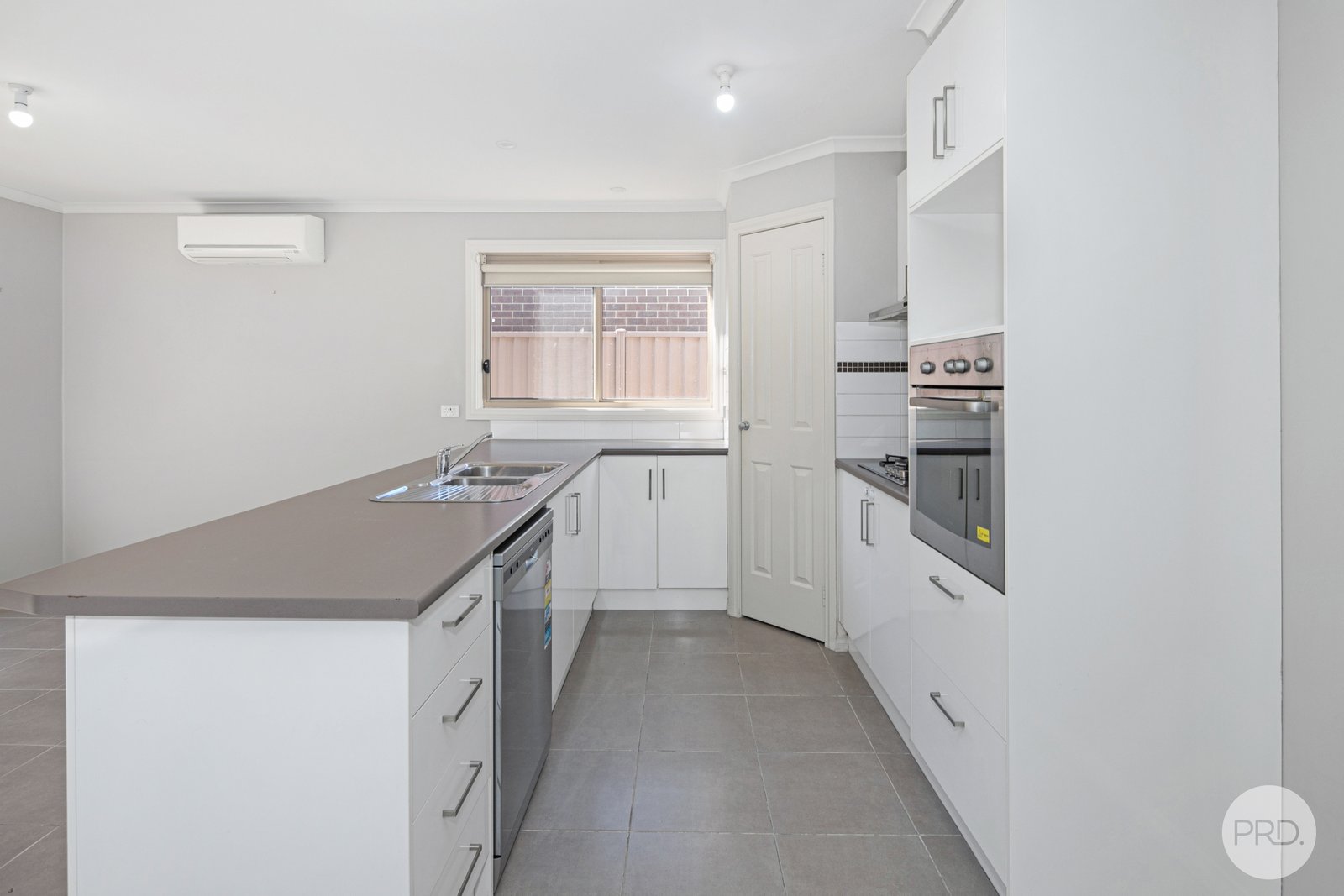 1 Stefano Court SEBASTOPOL 8