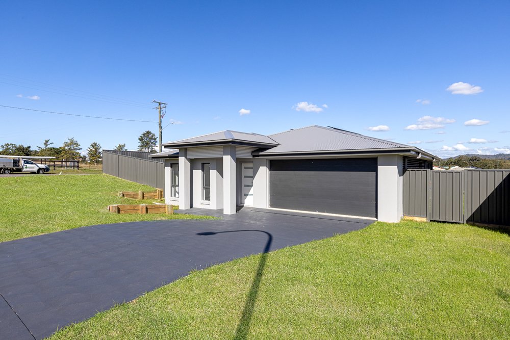 1 Stonebark Court GRETA 27