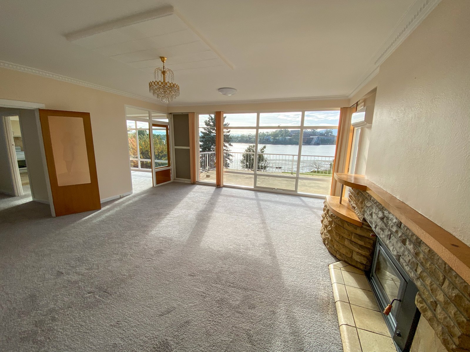 1 Strathaven Drive ROSETTA 3