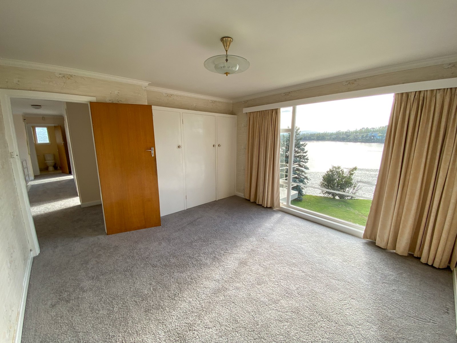 1 Strathaven Drive ROSETTA 9