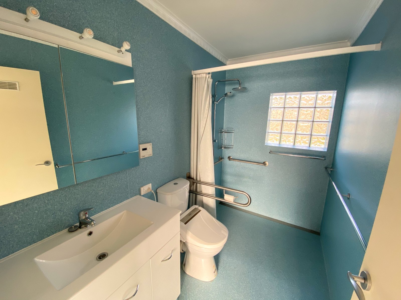 1 Strathaven Drive ROSETTA 10