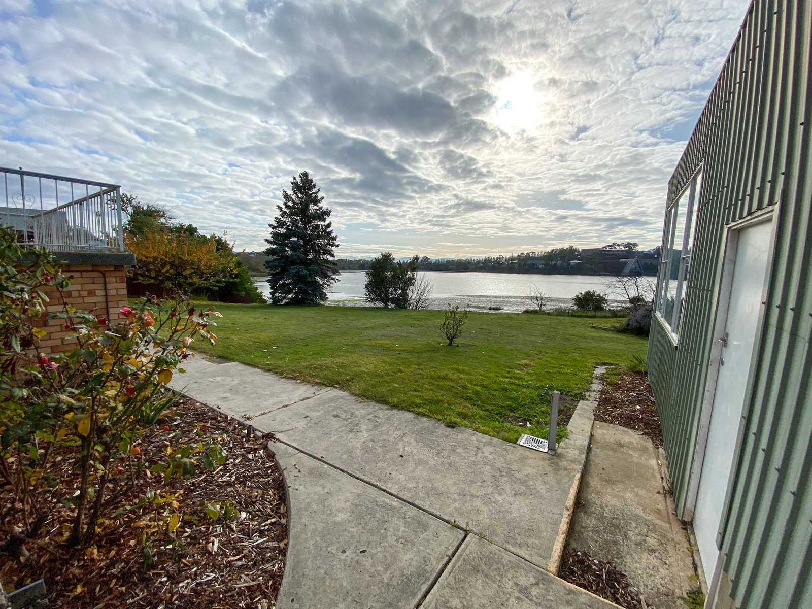 1 Strathaven Drive ROSETTA 17