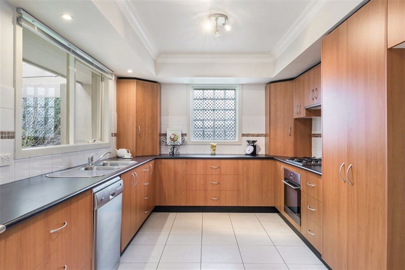 Gallery: 1 Strathire Gardens