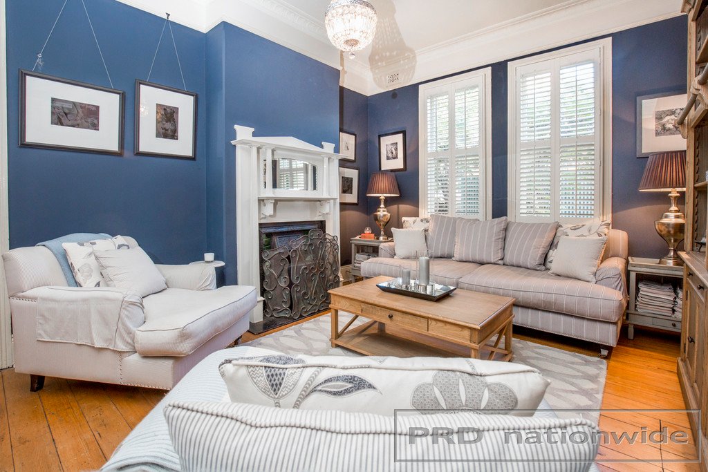 1 Stuart Street LORN 6