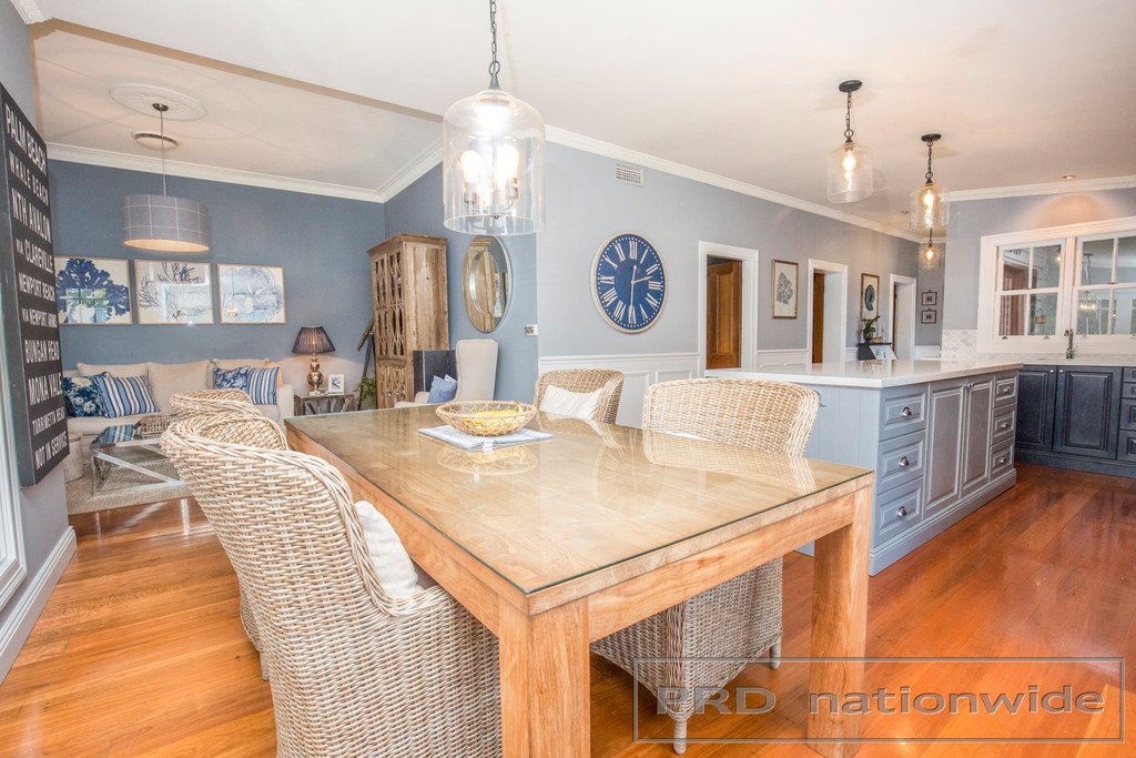 1 Stuart Street LORN 8