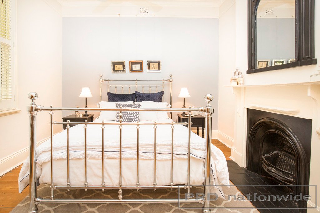 1 Stuart Street LORN 19