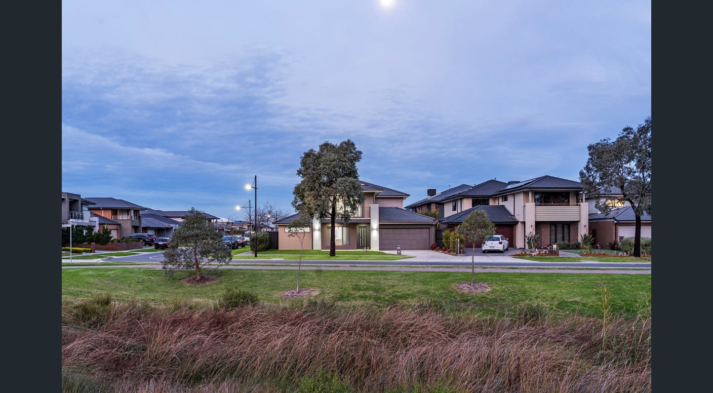 Gallery: 1 Sunflower Court