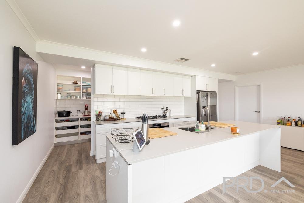 1 Sutterby Place RED CLIFFS 4