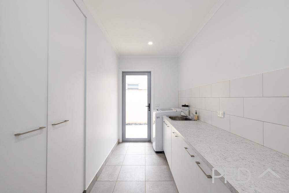 1 Sutterby Place RED CLIFFS 18
