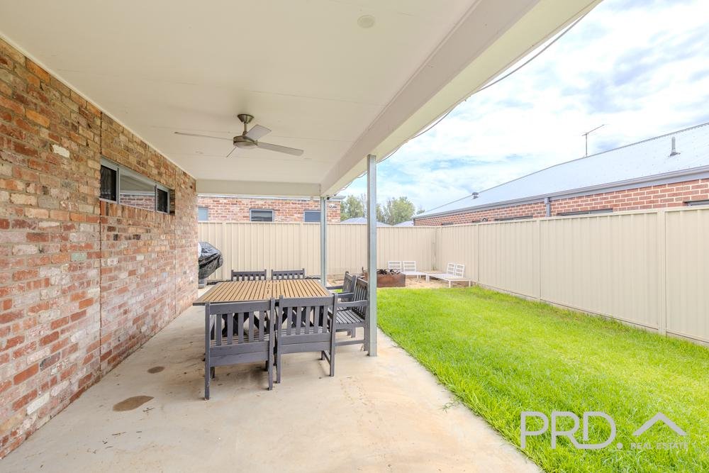1 Sutterby Place RED CLIFFS 19