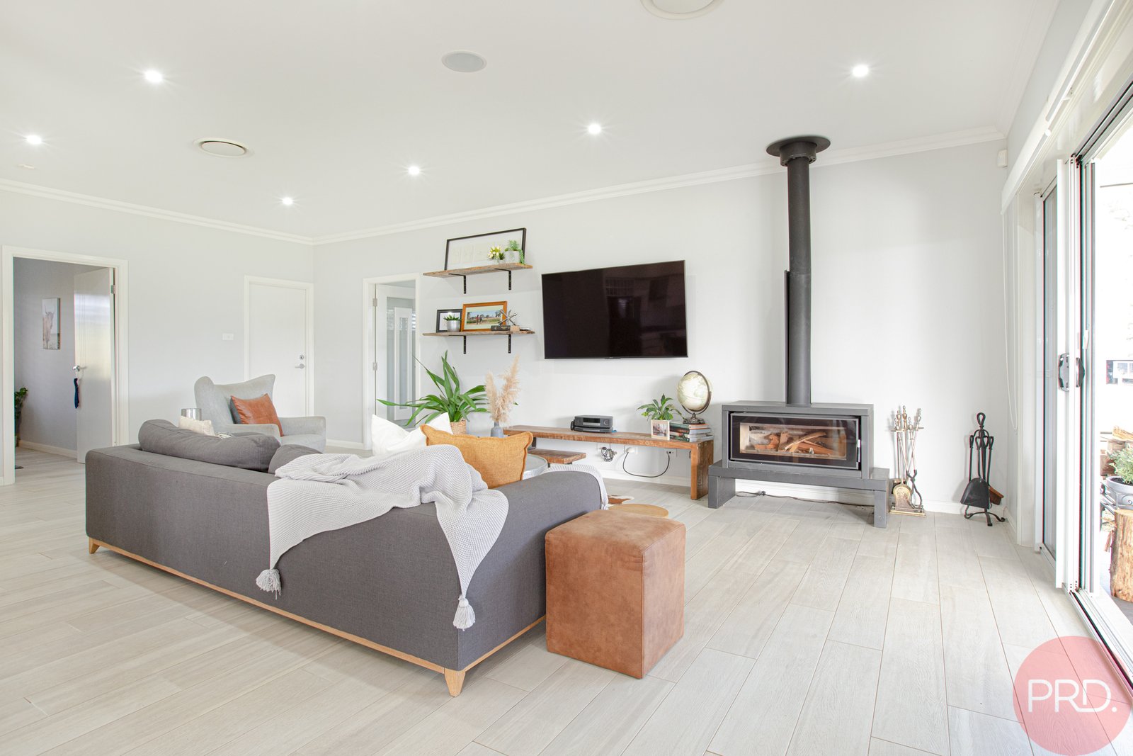 1 Swift Crescent WINDELLA 3