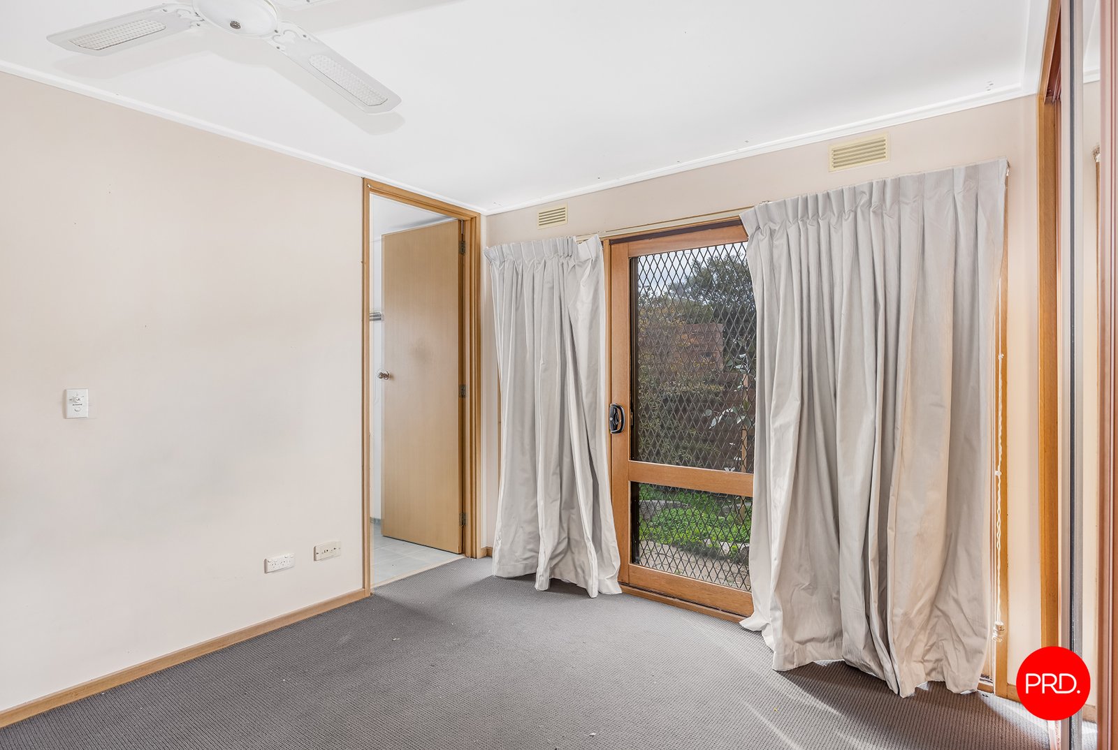 1 Symes St  KANGAROO FLAT 9