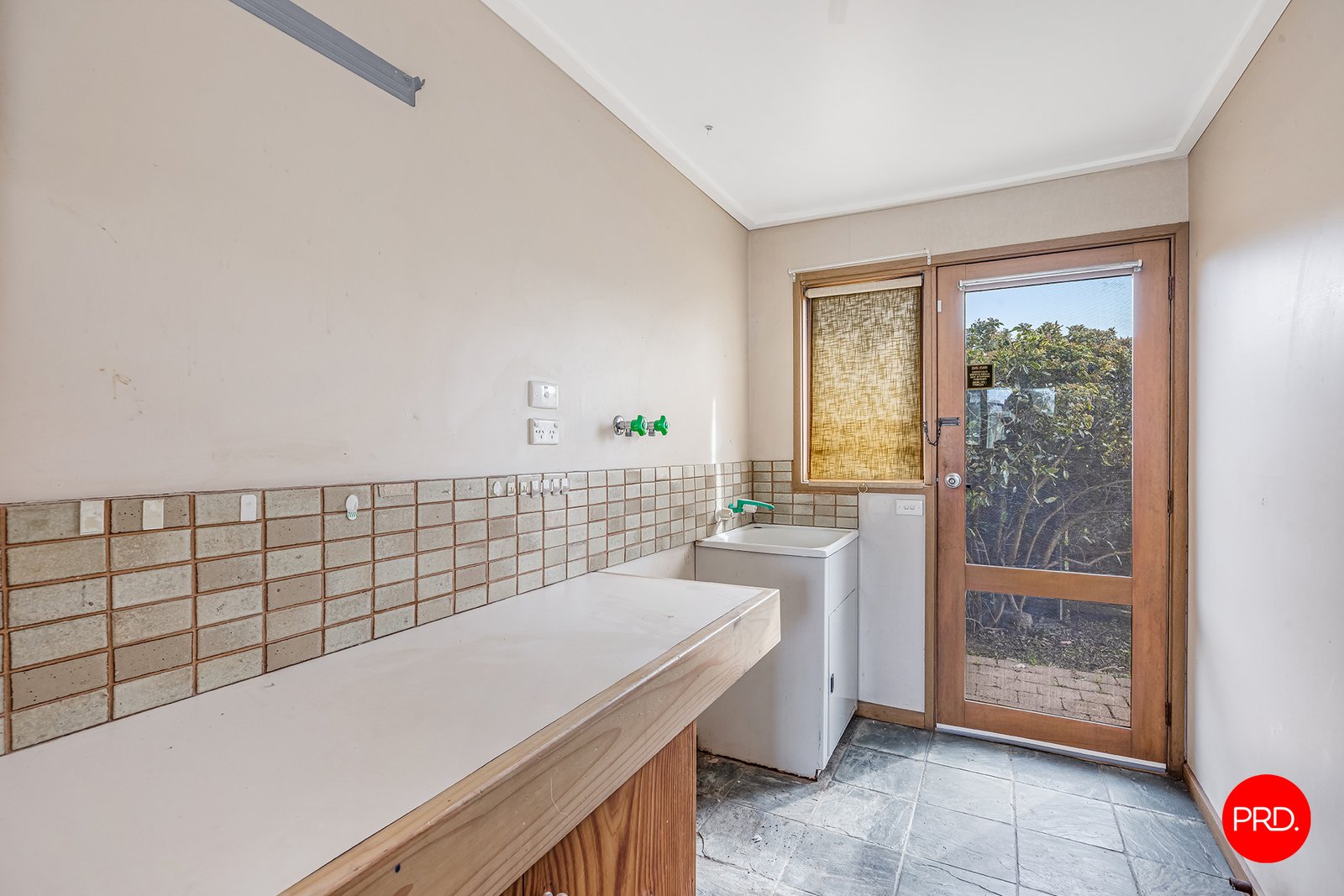1 Symes St  KANGAROO FLAT 14