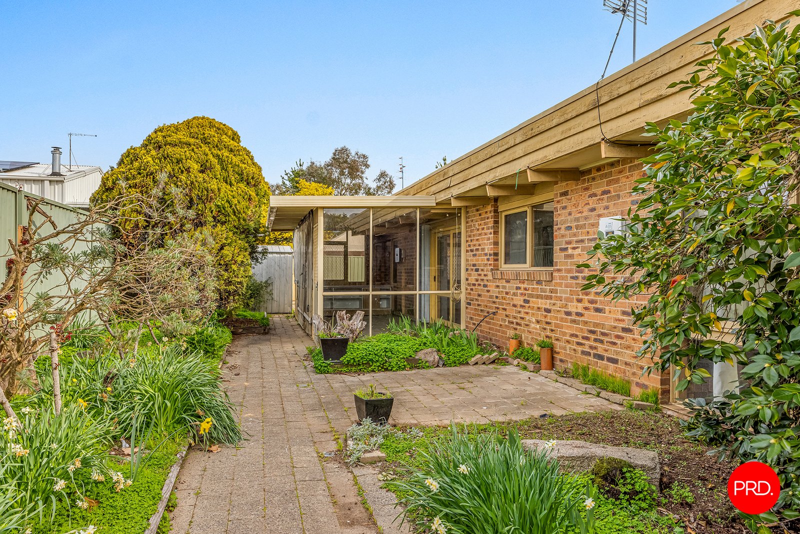 1 Symes St  KANGAROO FLAT 18