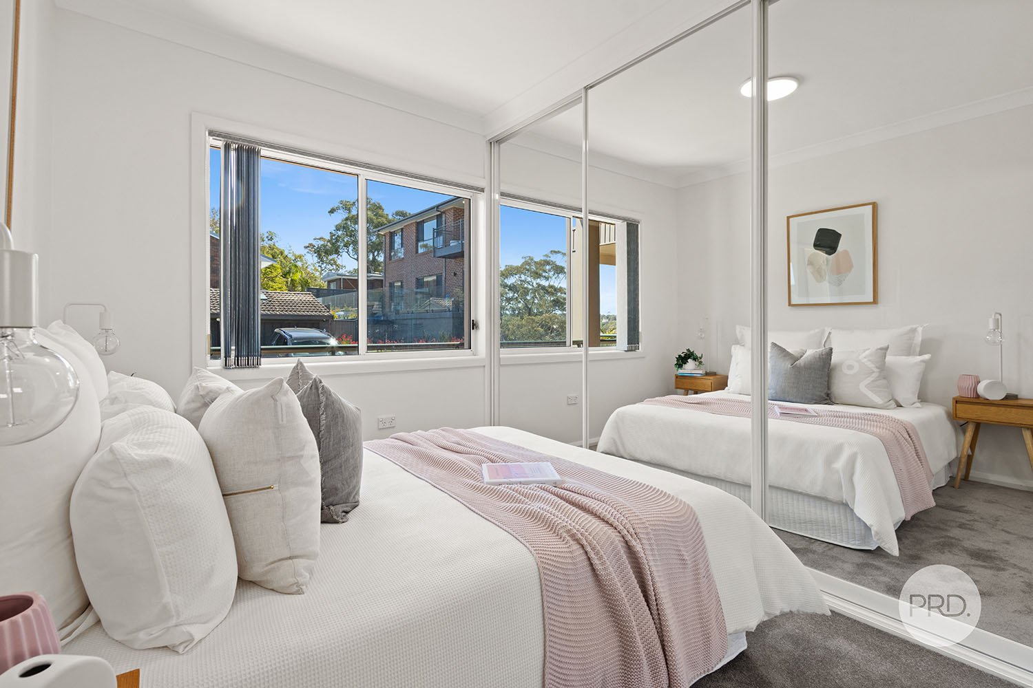 1 Tea Tree Place  (Off Woodlands Avenue)  LUGARNO 8