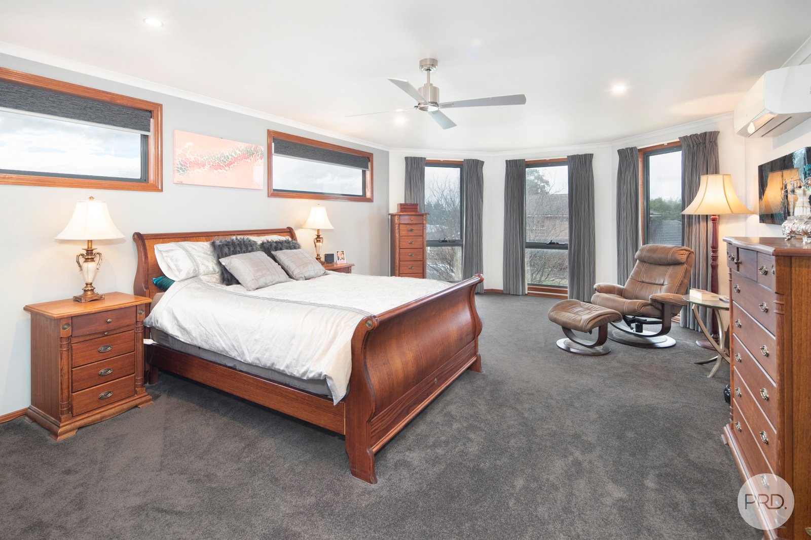 1 The Avenue DELACOMBE 10