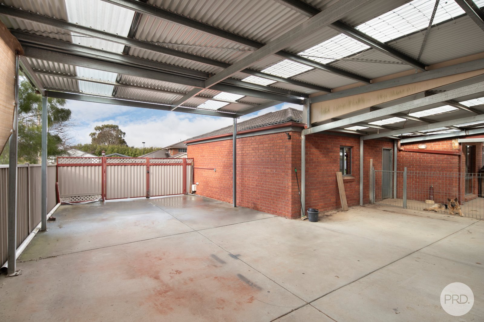 1 The Avenue DELACOMBE 16