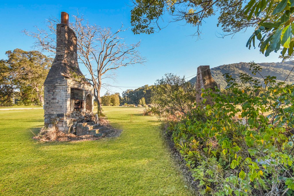 1 The Boulevarde  DUNBOGAN 18