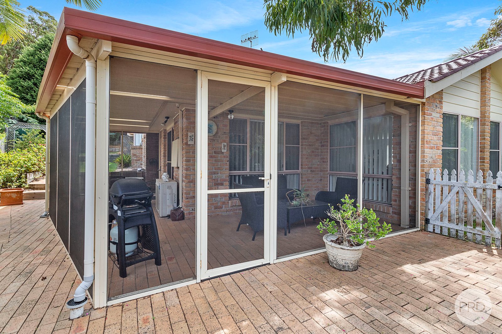 1 The Bridge  CORLETTE 21