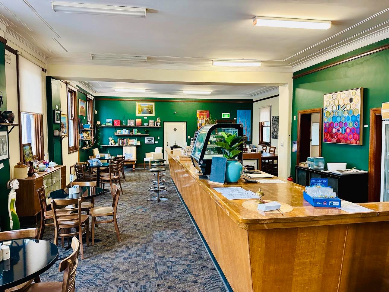 1 The Parade (shopfront)  TUMBARUMBA 3