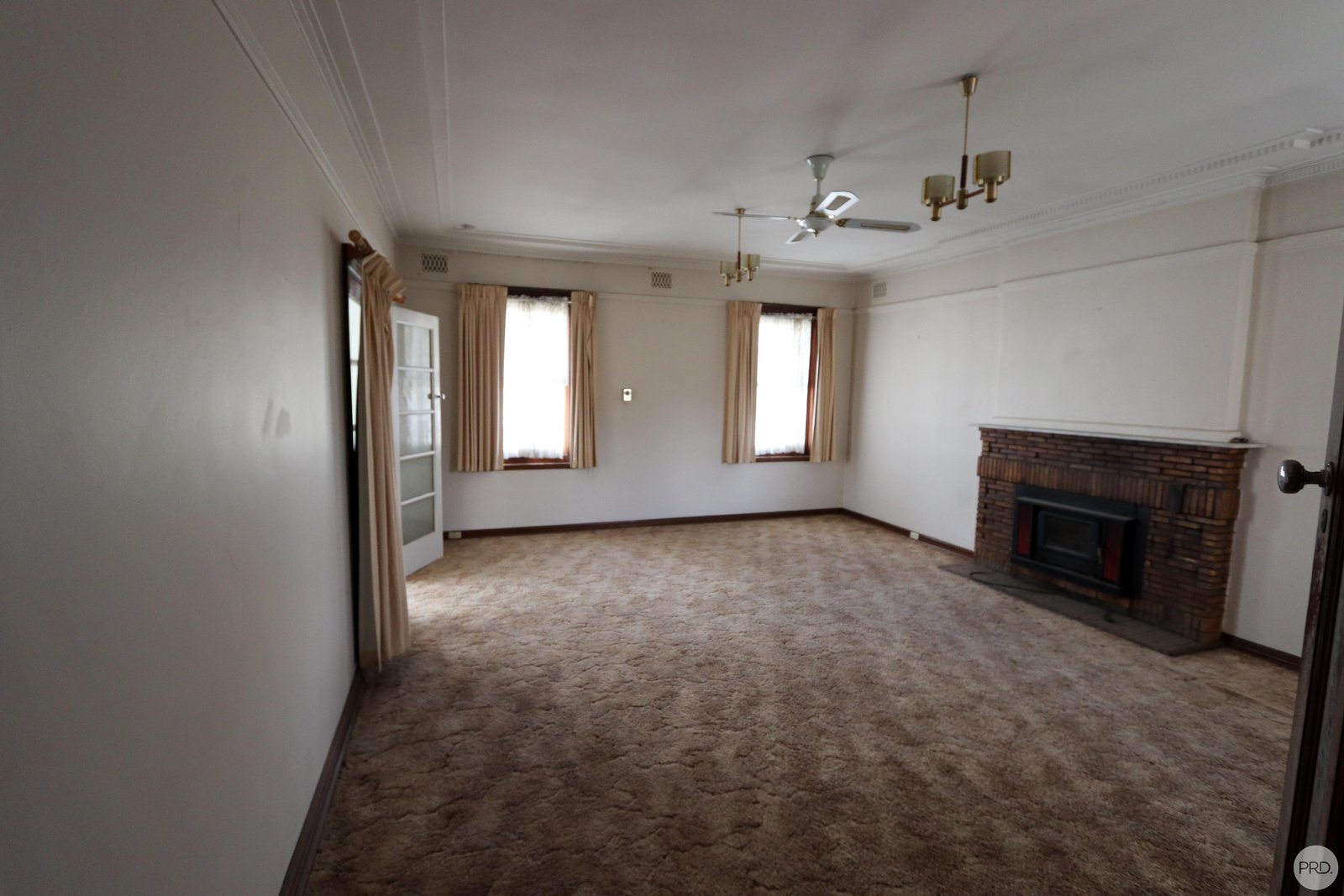 1 The Parade TUMBARUMBA 13