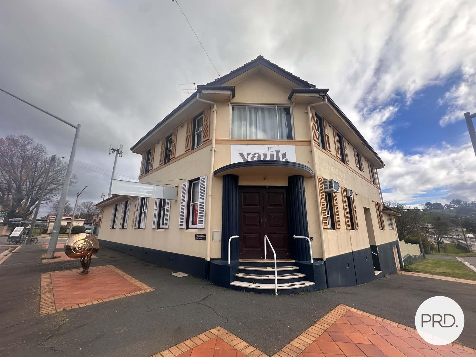 1 The Parade TUMBARUMBA 23