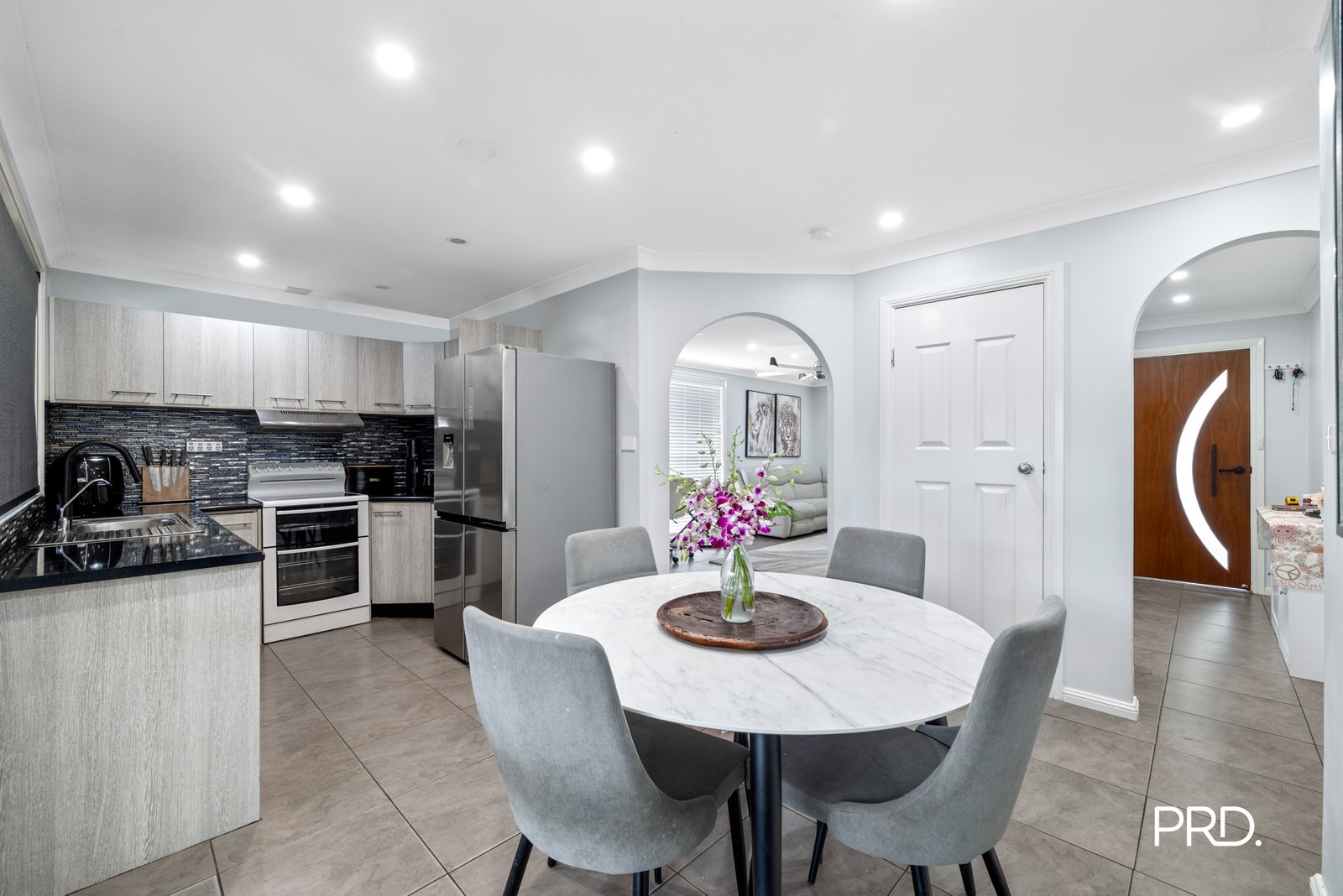 1 Timaru Grove SOUTH PENRITH 4