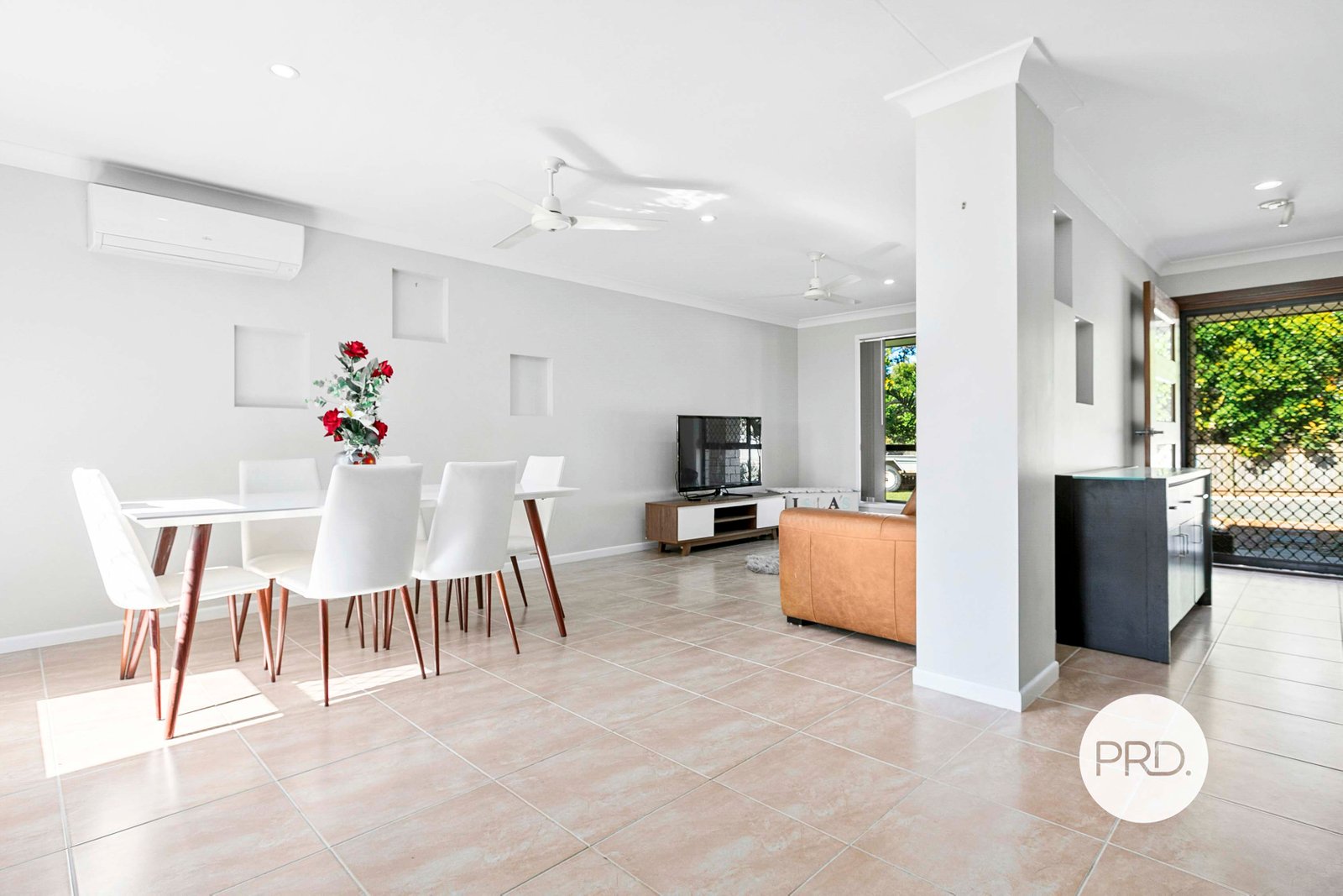 1 Timber Reserve Drive OAKHURST 8